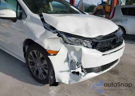 2026 Honda Odyssey Touring z USA, uszkodzony, nr VIN 5FNRL6H84TB023394
